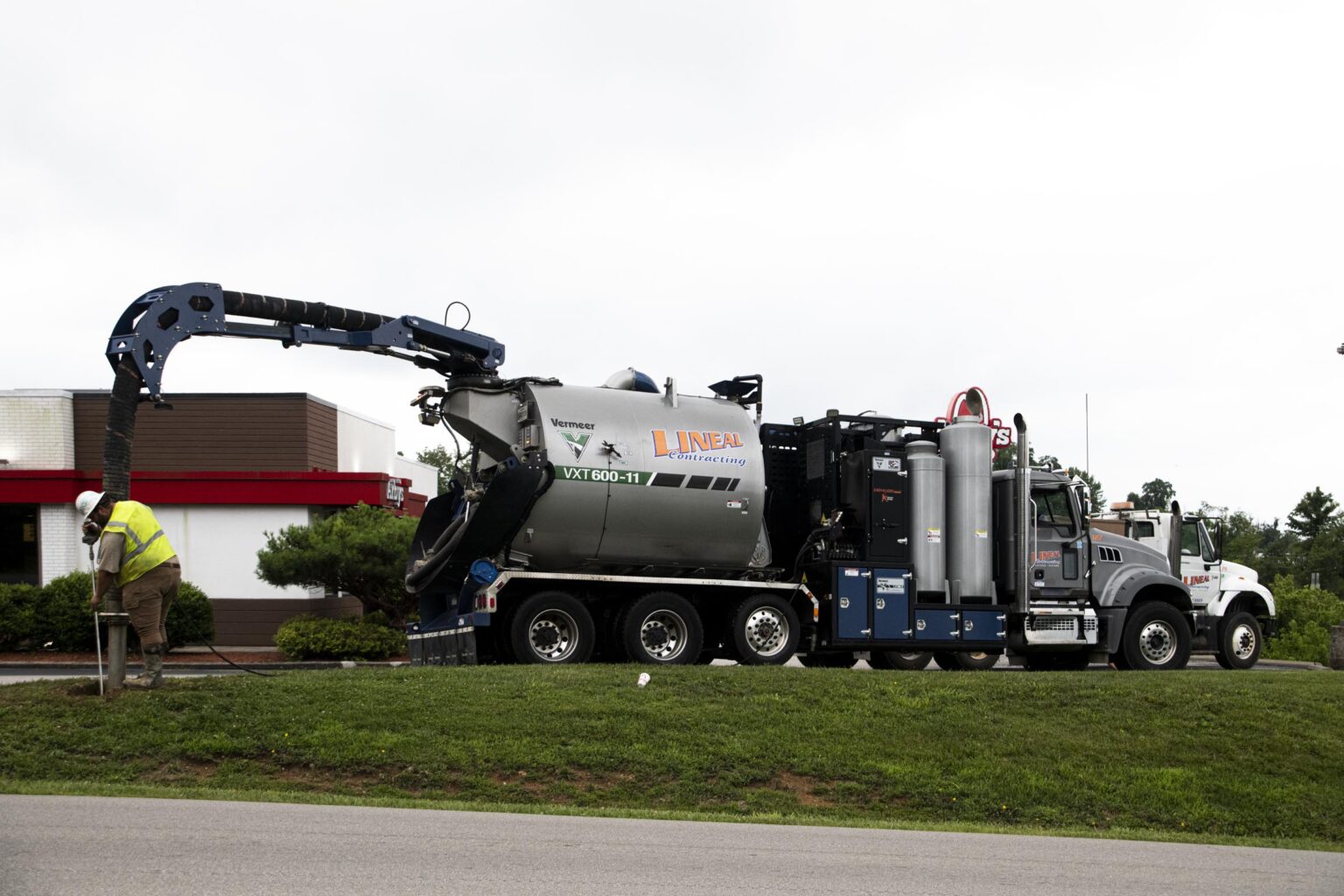 HydroVac Lineal Contracting, Inc.